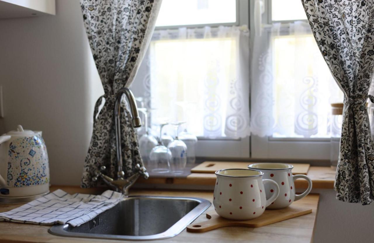 La Bobul Apartments Drnholec Ngoại thất bức ảnh